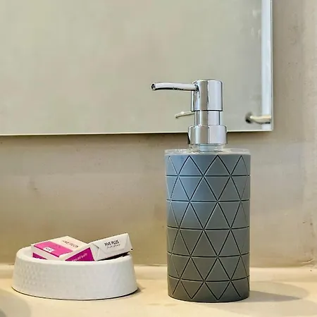 מלון Paradiso Boutique פארוס