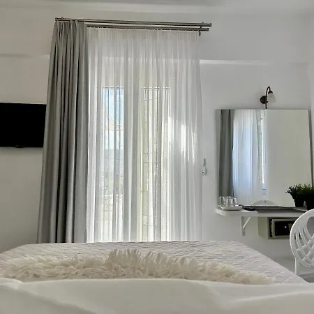 Paradiso Boutique 3*