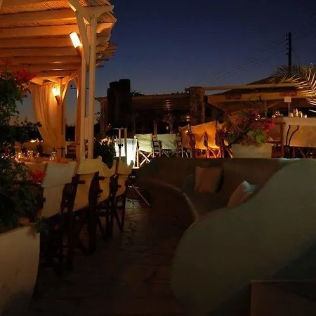 Paradiso Boutique מלון פארוס