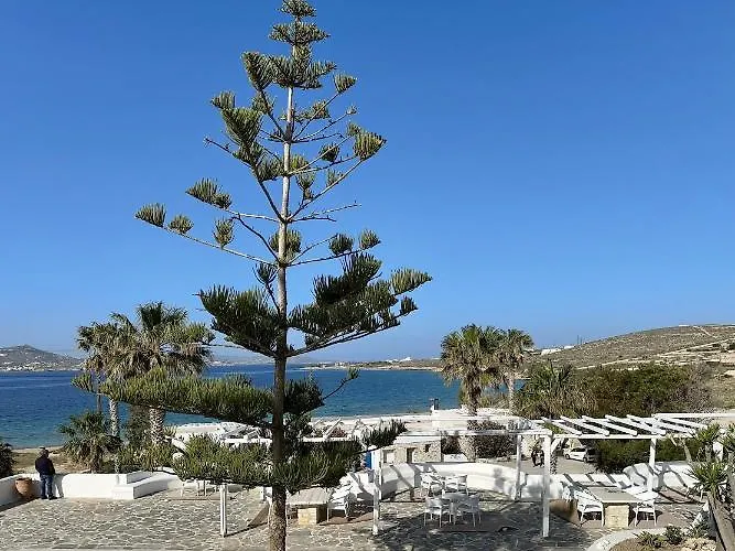 Paradiso Boutique 3*